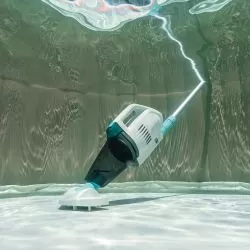 Nettoyeur sans fil Intex ZR100 Nettoyeur sans fil Intex ZR100