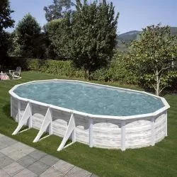 Piscine acier Gre aspect bois nordique Finlande ovale