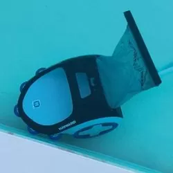 Robot Hayward TriVac 500