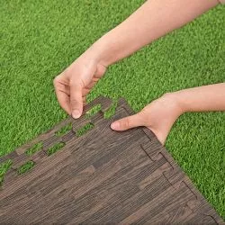 Dalle de protection de sol piscine Bestway effet bois (lot de 12)