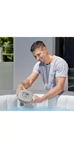 Electrolyseur flottant Bestway Lay-Z-spa pour mini-piscine et spa