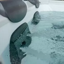 Spa MSpa Oslo Plus 6-8 places rigide