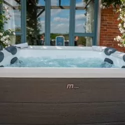 Spa MSpa Oslo Plus 6-8 places rigide