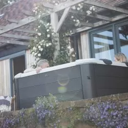 Spa MSpa Oslo Plus 6-8 places rigide