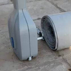 Enrouleur motorisé iScoot APF pour bâche à barres Enrouleur motorisé iScoot APF pour bâche à barres