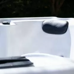 Spa Bestway acrylique rigide 3 places