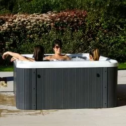 Spa Bestway acrylique rigide 3 places