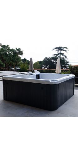 Spa Bestway acrylique rigide 5 places