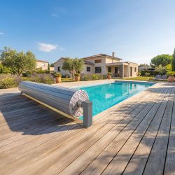 Volet piscine Linea Cover Light électrique ou batterie