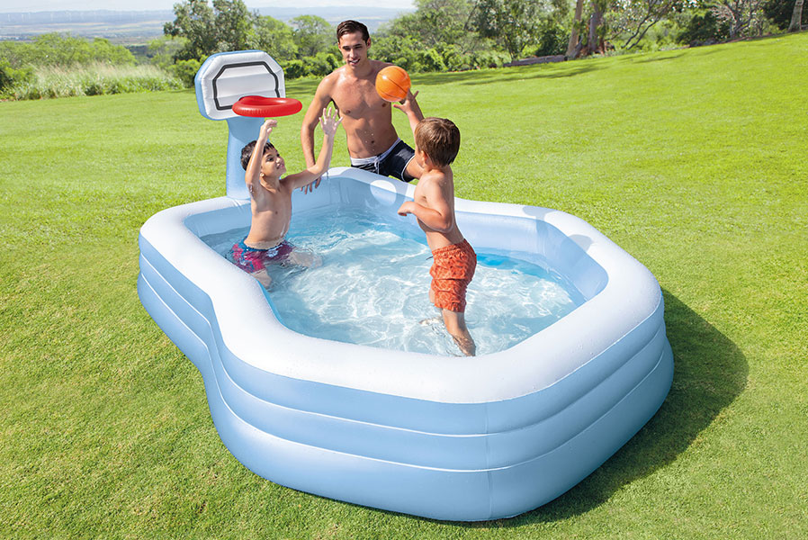 Aire de jeux piscine avec panier de basket Intex gonflable