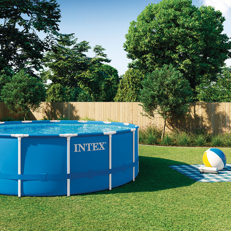 Piscines Intex, simples, solides et accessibles